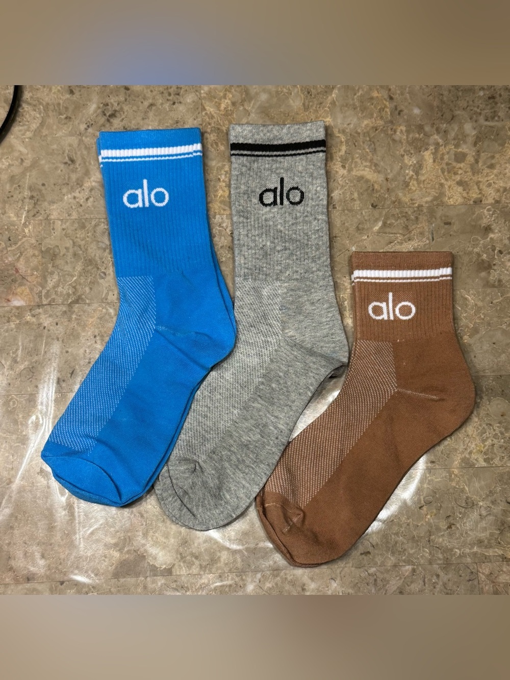 New Women’s Alo Socks
New without tags
3 pairs 
Fits sizes 6-11